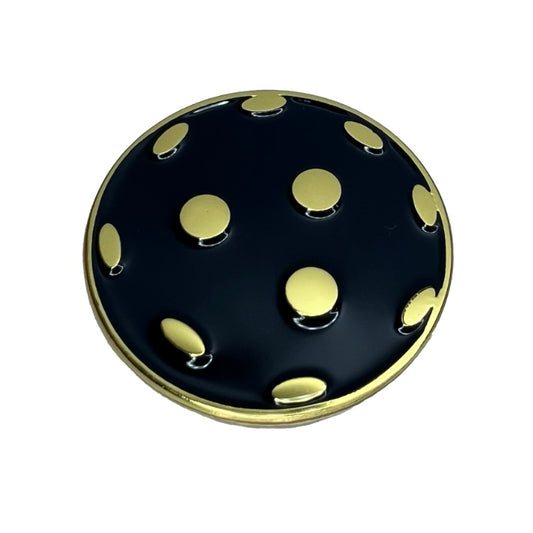 GOLD CLUB ENAMEL PIN